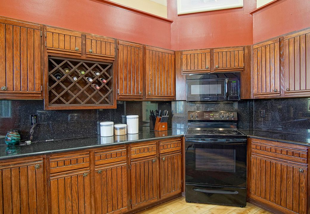 На продажу: $459,000 (3 спален, 2 ванн, 2707 Квадратных фут)