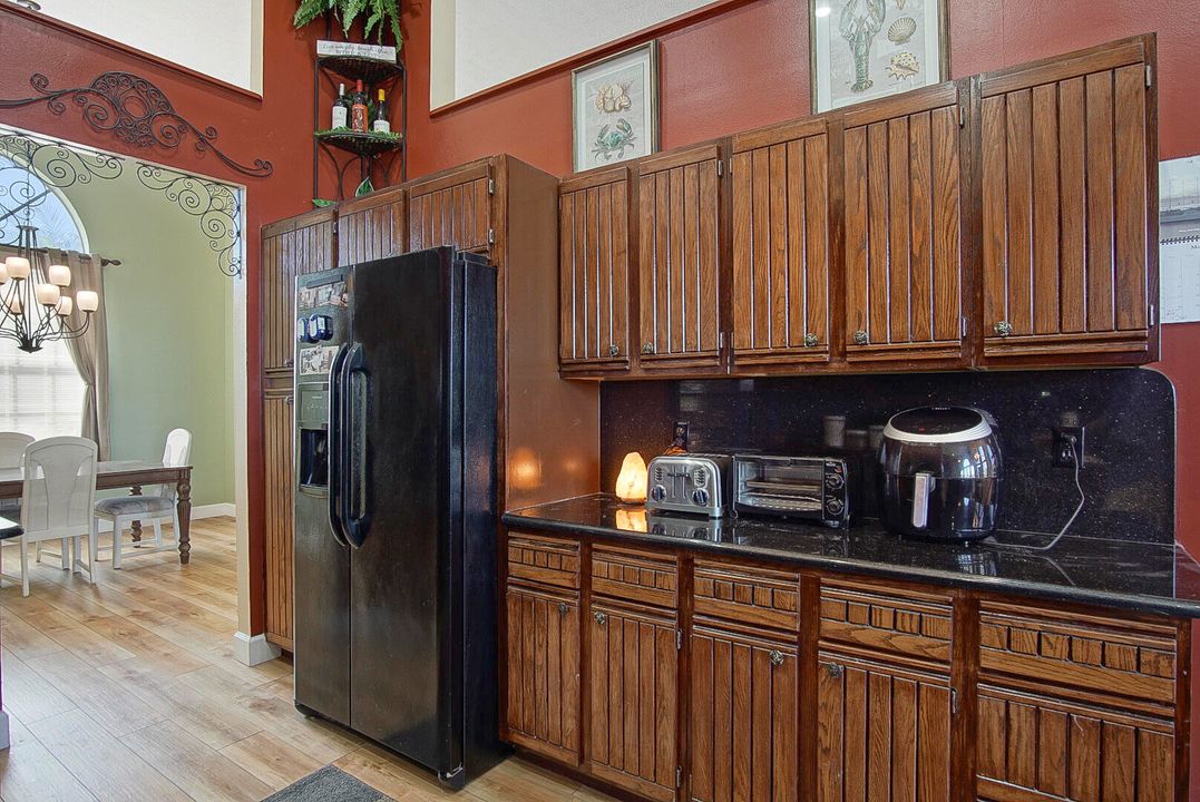 На продажу: $459,000 (3 спален, 2 ванн, 2707 Квадратных фут)