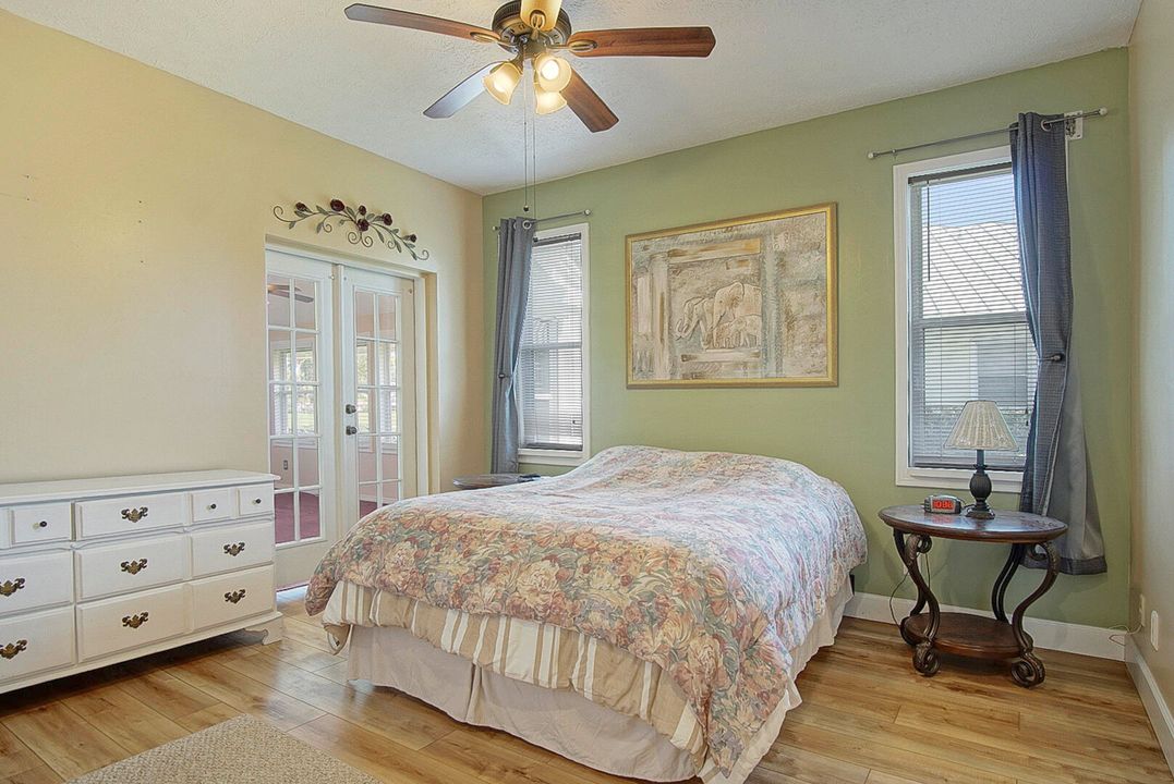 На продажу: $459,000 (3 спален, 2 ванн, 2707 Квадратных фут)