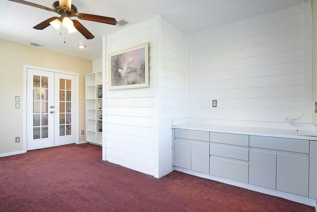 На продажу: $459,000 (3 спален, 2 ванн, 2707 Квадратных фут)