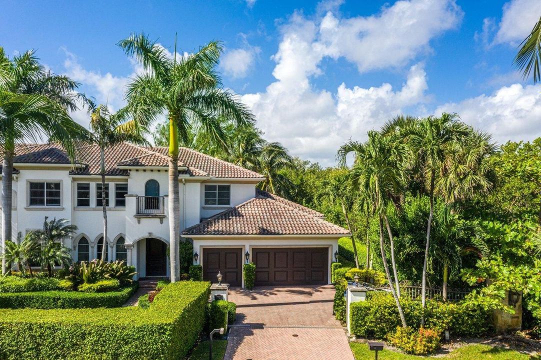 В аренду: $30,000 (4 спален, 4 ванн, 4604 Квадратных фут)