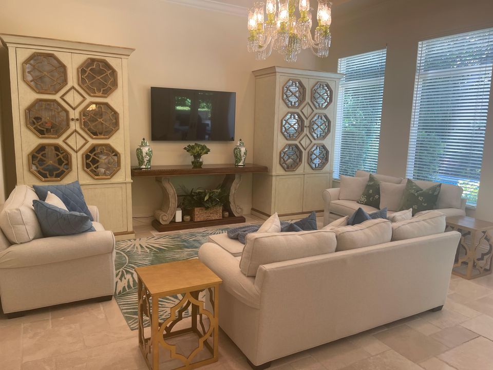 В аренду: $30,000 (4 спален, 4 ванн, 4604 Квадратных фут)