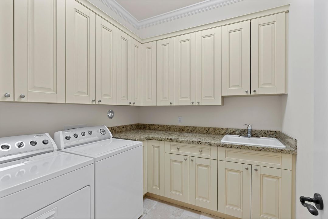 В аренду: $30,000 (4 спален, 4 ванн, 4604 Квадратных фут)