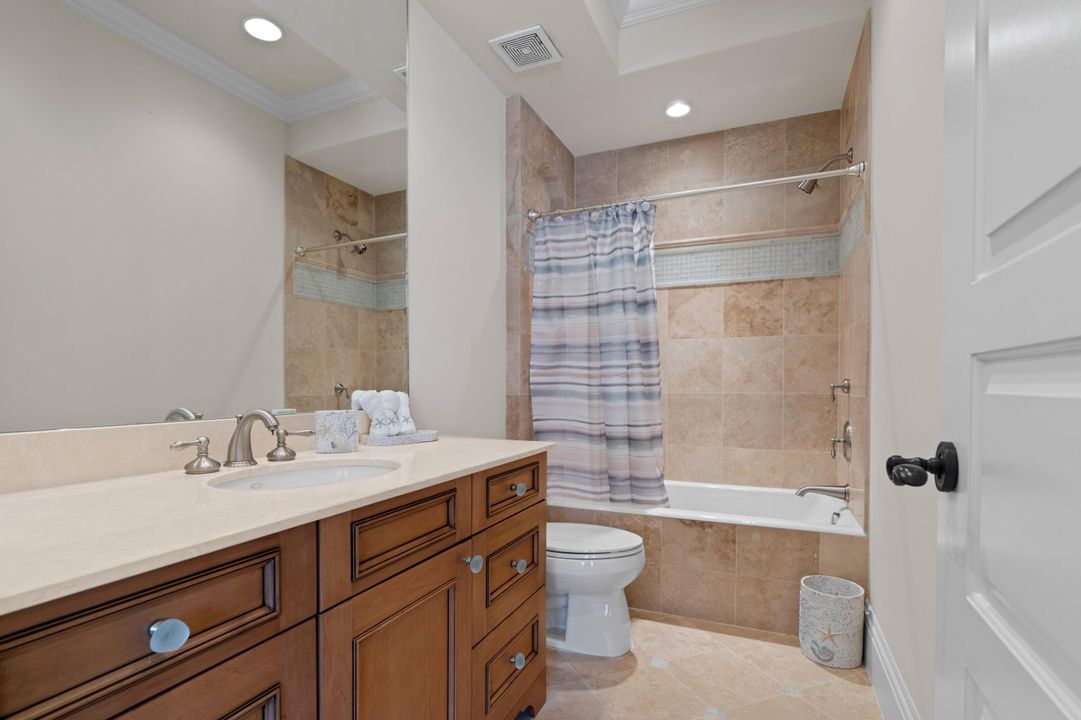 В аренду: $30,000 (4 спален, 4 ванн, 4604 Квадратных фут)