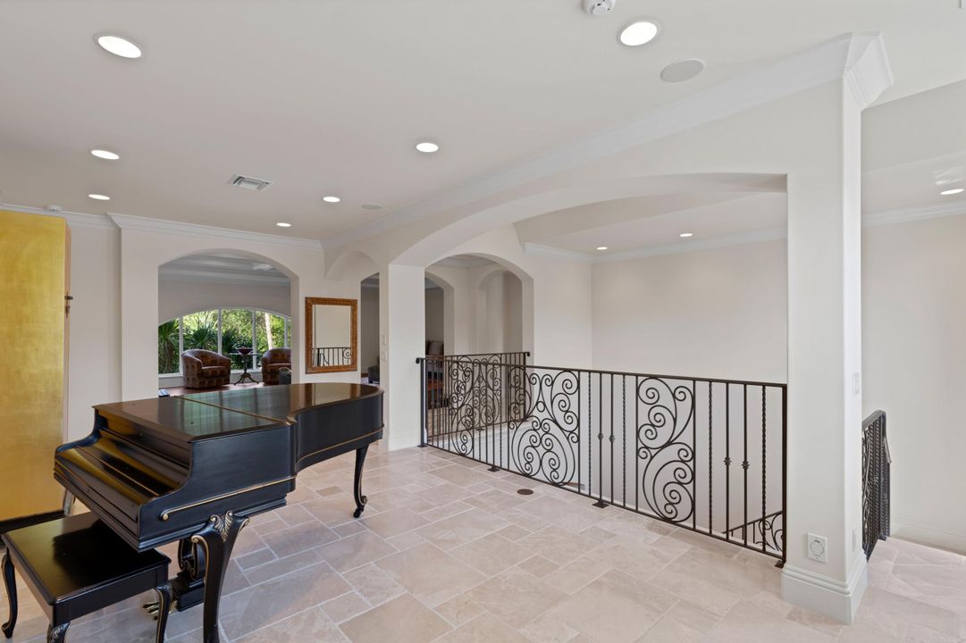 В аренду: $30,000 (4 спален, 4 ванн, 4604 Квадратных фут)