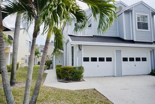 Недавно арендовано: $2,600 (2 спален, 2 ванн, 1069 Квадратных фут)