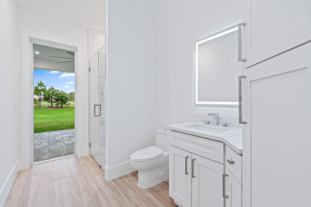 For Sale: $2,125,000 (4 beds, 4 baths, 3801 Square Feet)