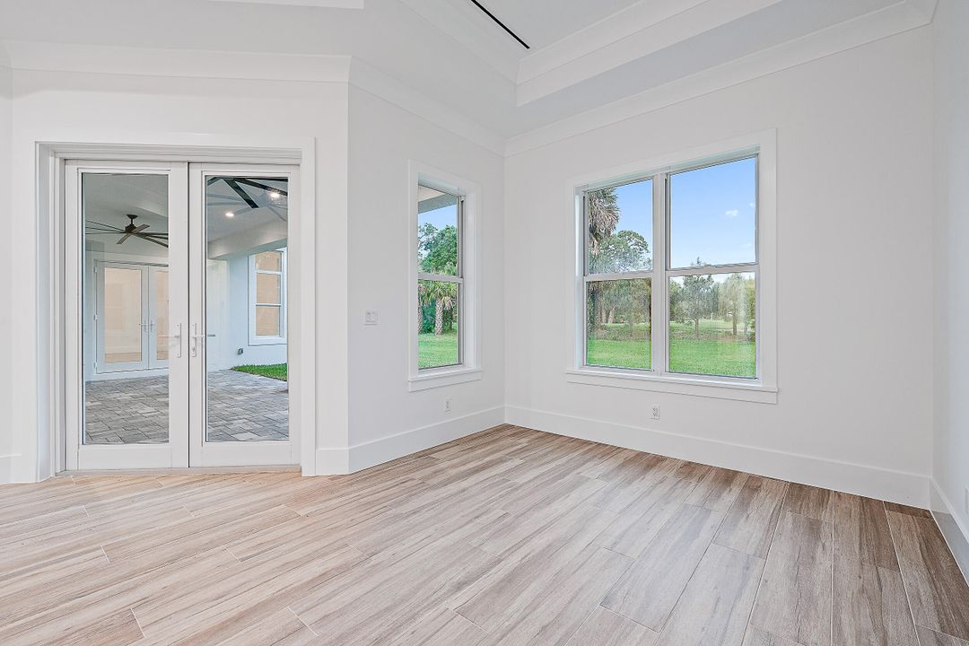 For Sale: $2,125,000 (4 beds, 4 baths, 3801 Square Feet)