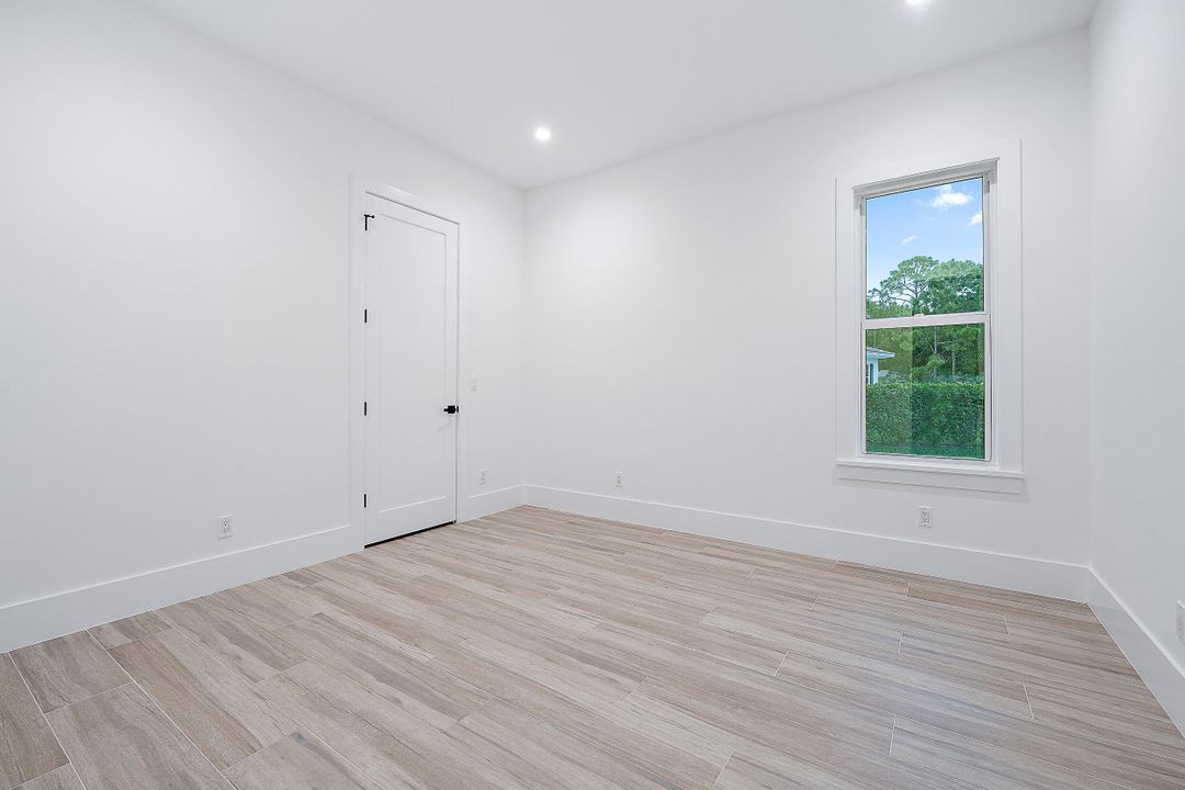 For Sale: $2,125,000 (4 beds, 4 baths, 3801 Square Feet)