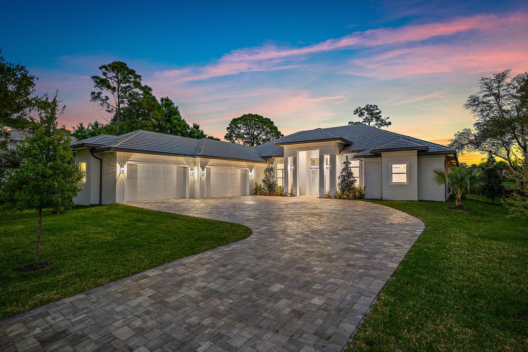 For Sale: $2,125,000 (4 beds, 4 baths, 3801 Square Feet)