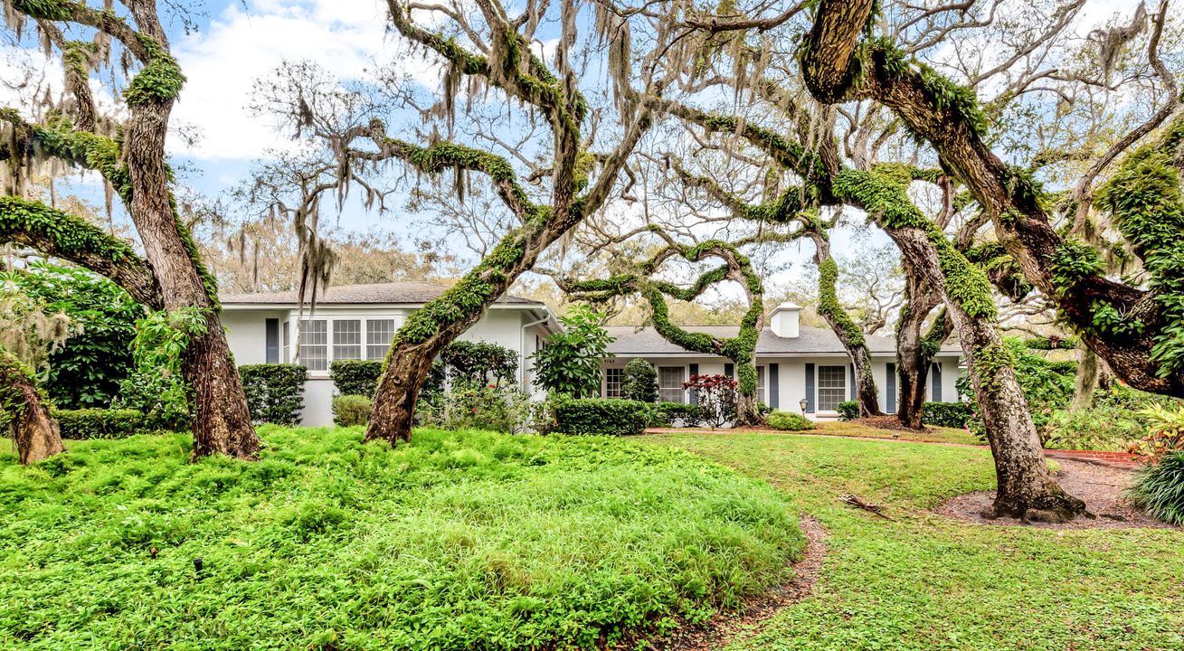 На продажу: $2,950,000 (5 спален, 4 ванн, 5273 Квадратных фут)