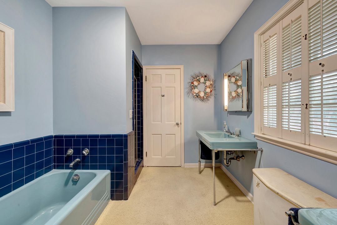 На продажу: $2,950,000 (5 спален, 4 ванн, 5273 Квадратных фут)