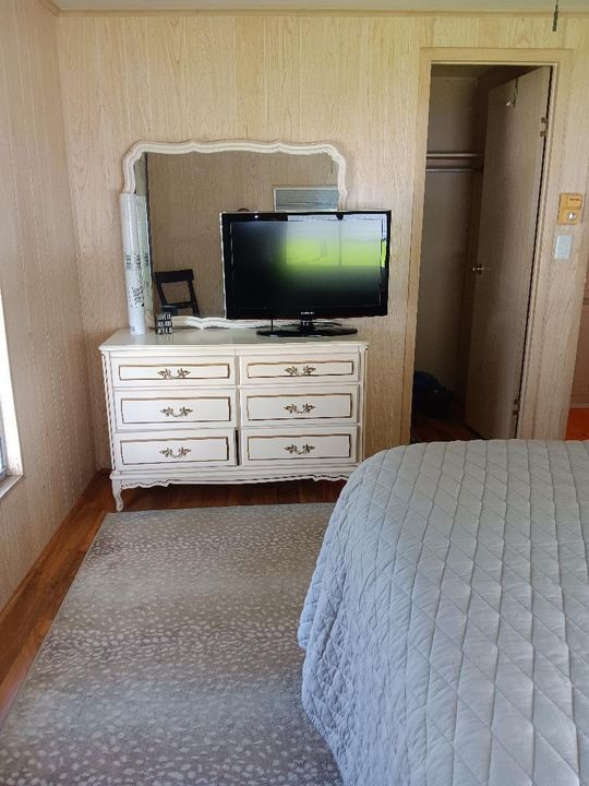 合同活跃: $224,900 (3 贝兹, 2 浴室, 1520 平方英尺)