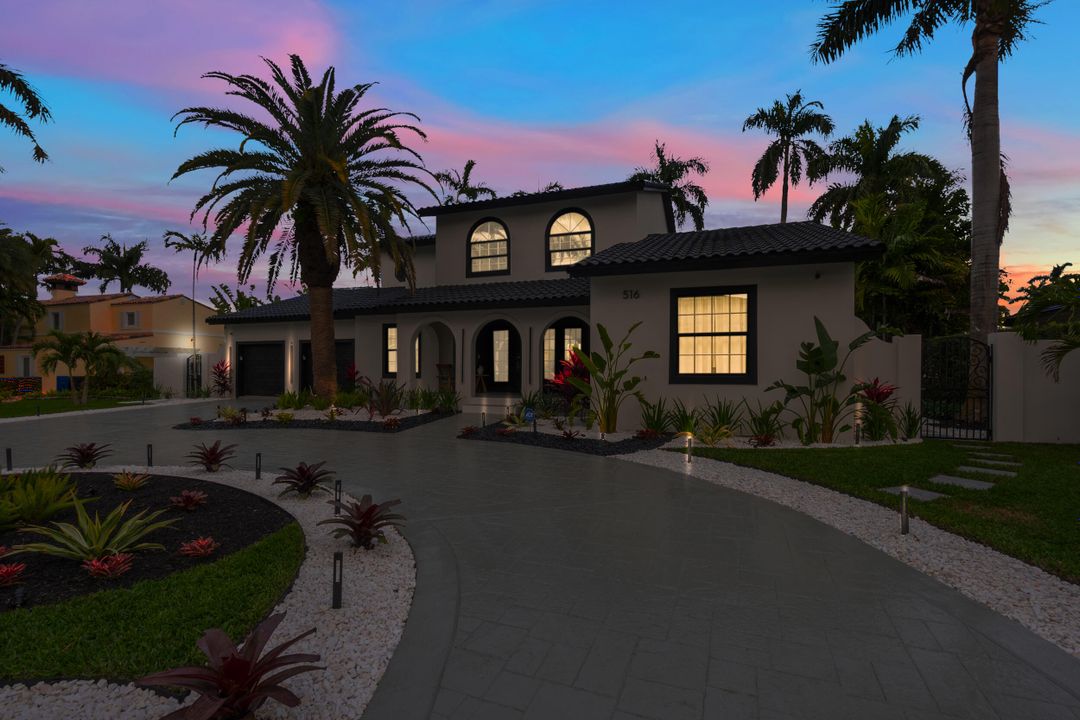 For Rent: $29,500 (4 beds, 4 baths, 3084 Square Feet)