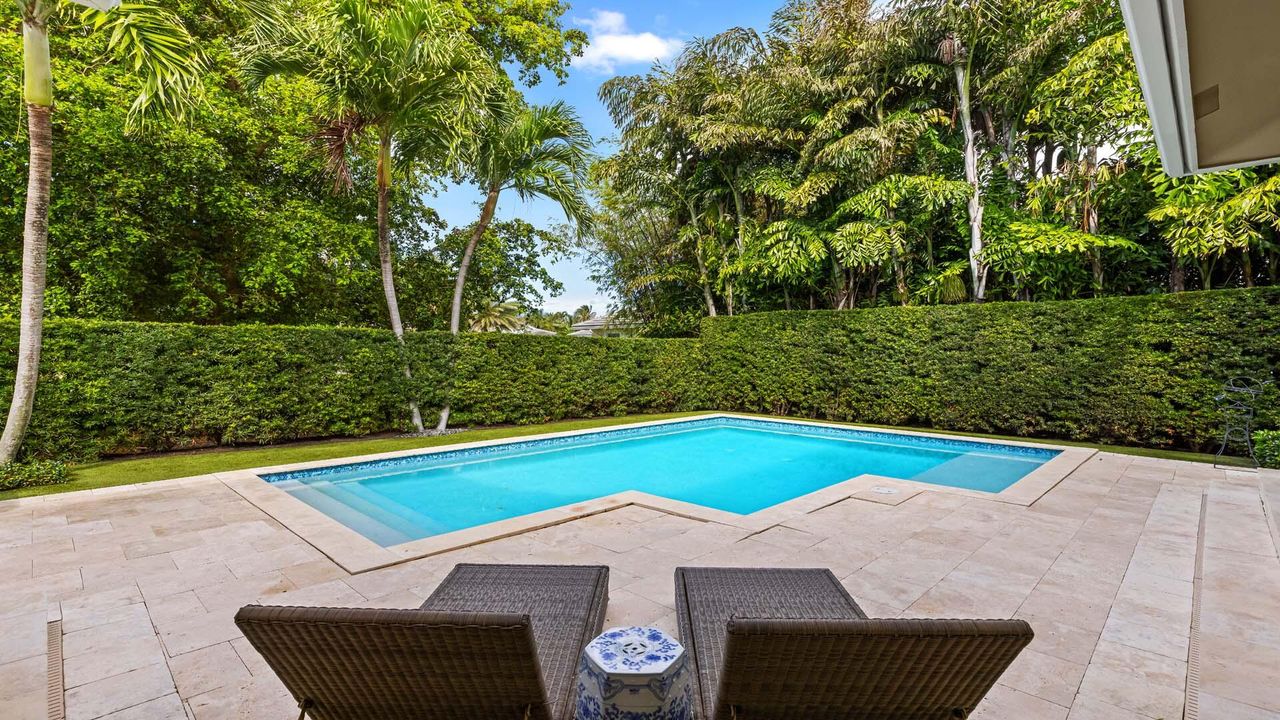 For Sale: $3,395,000 (4 beds, 3 baths, 3220 Square Feet)