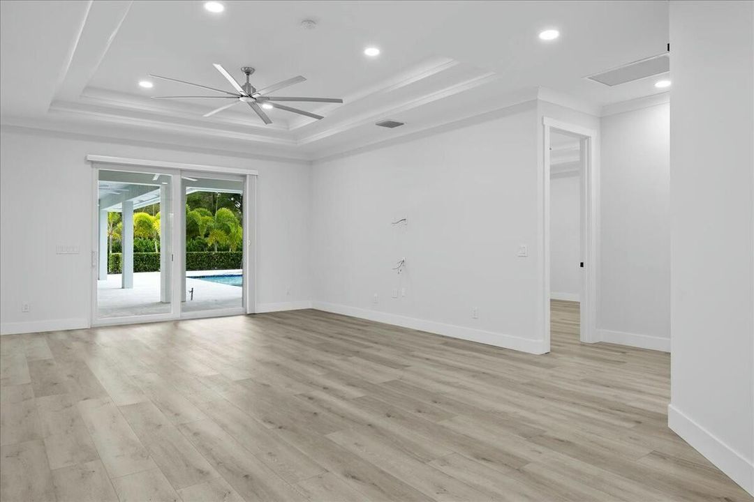 Active With Contract: $2,200,000 (3 beds, 5 baths, 3251 Square Feet)