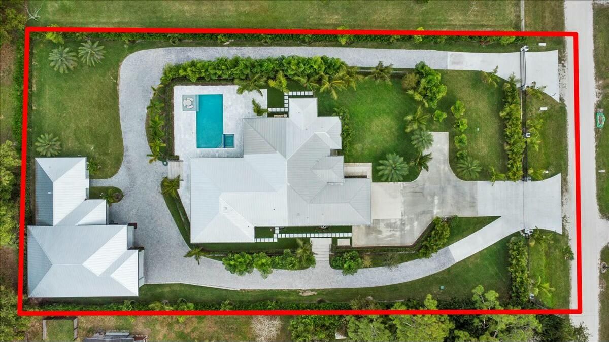 Active With Contract: $2,200,000 (3 beds, 5 baths, 3251 Square Feet)