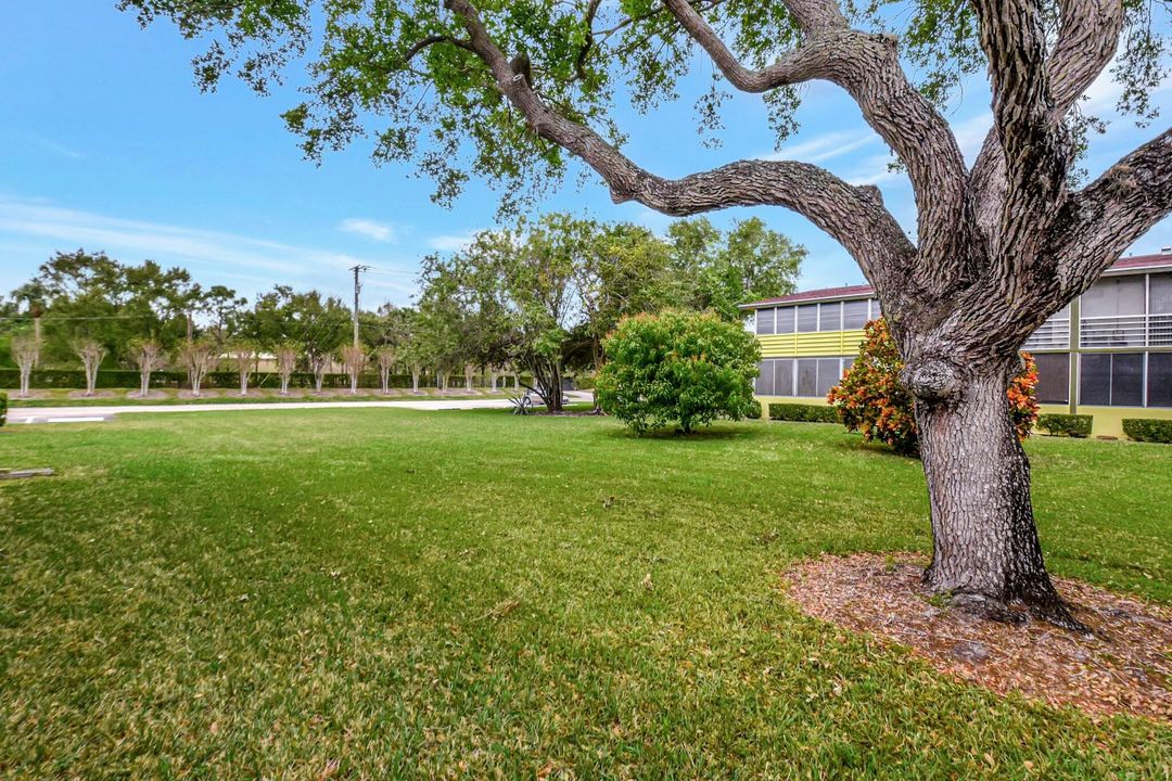 For Sale: $60,000 (1 beds, 1 baths, 570 Square Feet)