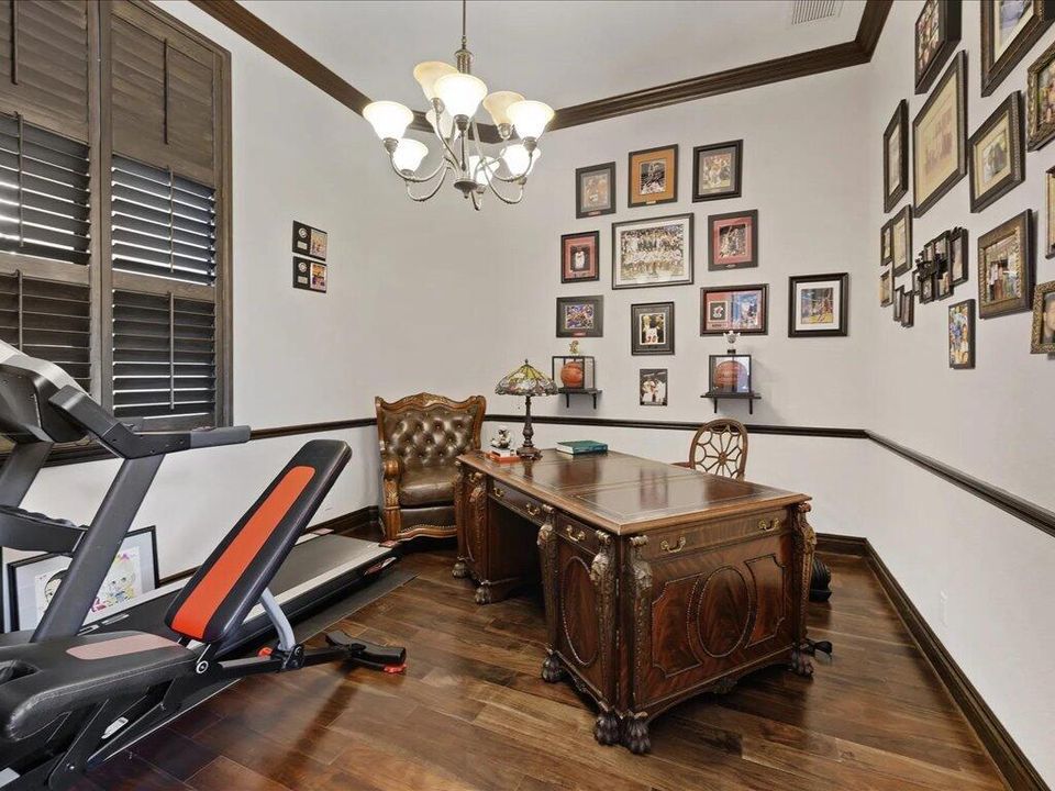 Под контрактом: $1,399,999 (5 спален, 6 ванн, 6307 Квадратных фут)