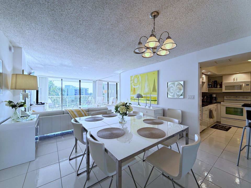 Active With Contract: $7,000 (1 beds, 2 baths, 1224 Square Feet)