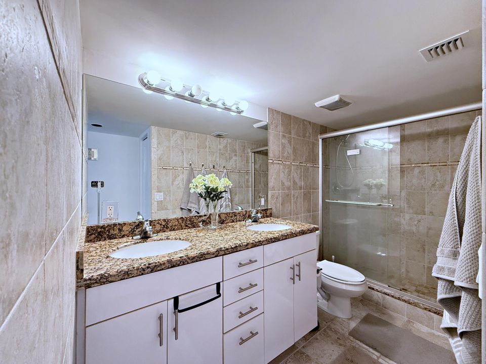 Active With Contract: $7,000 (1 beds, 2 baths, 1224 Square Feet)