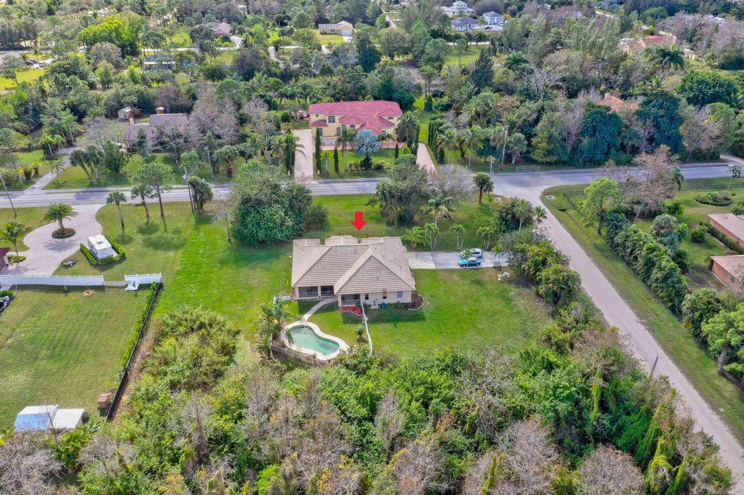 For Rent: $5,500 (4 beds, 2 baths, 2500 Square Feet)