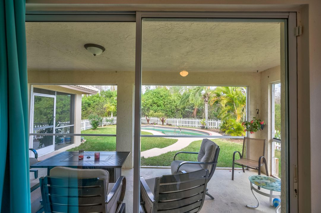 For Rent: $5,500 (4 beds, 2 baths, 2500 Square Feet)