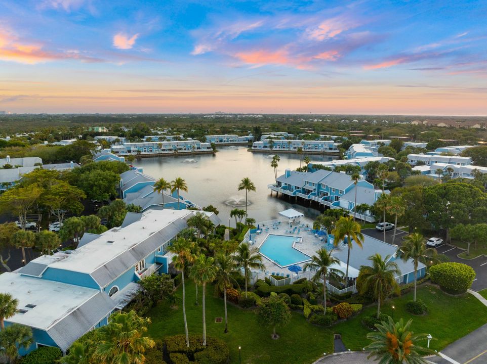 待售: $699,000 (3 贝兹, 2 浴室, 1746 平方英尺)