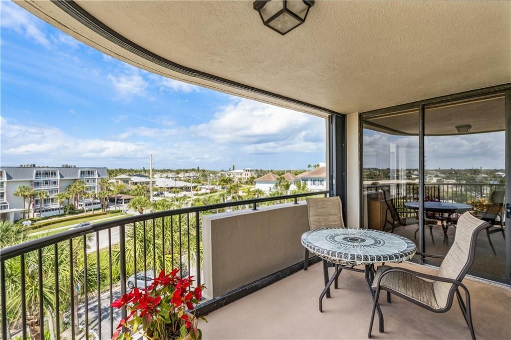 Vendido Recientemente: $475,000 (2 camas, 2 baños, 1400 Pies cuadrados)