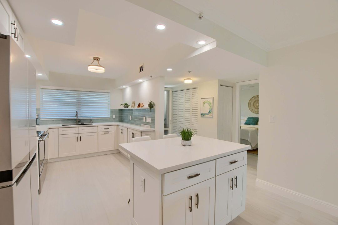 Recently Rented: $5,500 (2 beds, 2 baths, 1201 Square Feet)