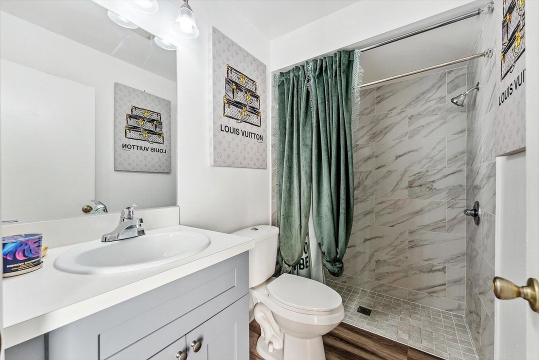 На продажу: $925,000 (4 спален, 3 ванн, 2656 Квадратных фут)