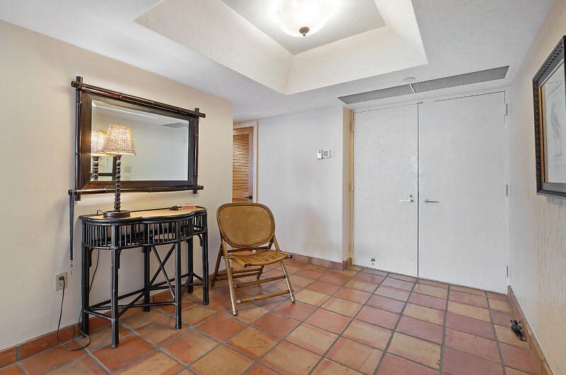 Active With Contract: $7,250 (2 beds, 2 baths, 1804 Square Feet)