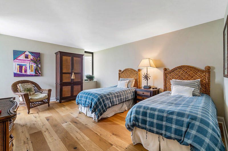 Active With Contract: $7,250 (2 beds, 2 baths, 1804 Square Feet)