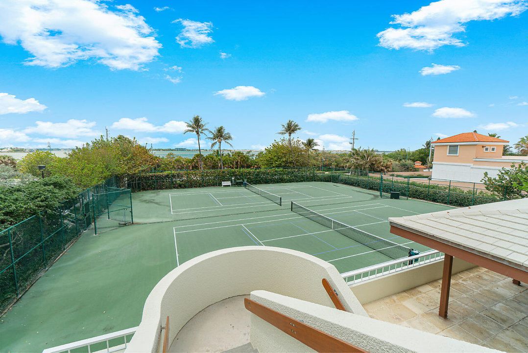 Active With Contract: $7,250 (2 beds, 2 baths, 1804 Square Feet)