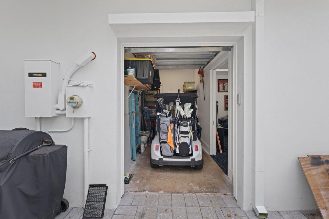 En Venta: $3,850,000 (4 camas, 3 baños, 3847 Pies cuadrados)