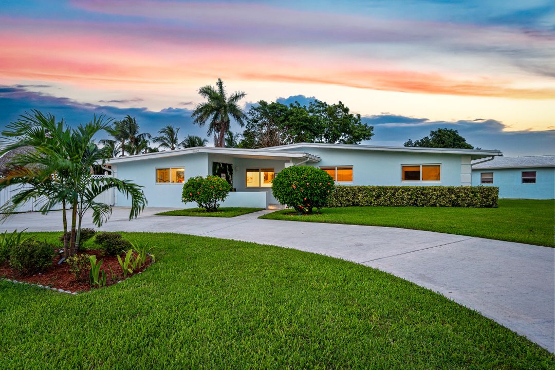 待售: $950,000 (4 贝兹, 3 浴室, 1955 平方英尺)