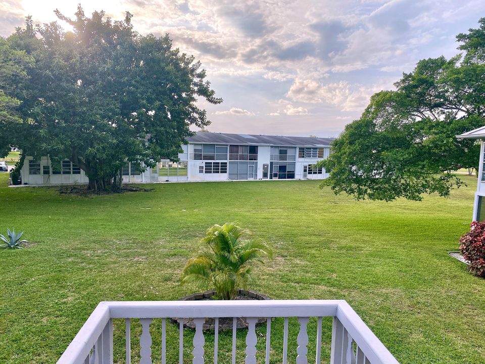 Под контрактом: $56,800 (1 спален, 1 ванн, 585 Квадратных фут)