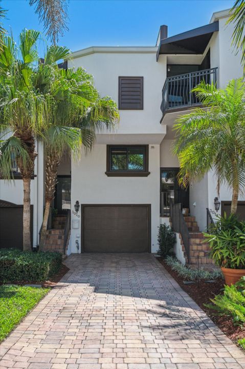 待售: $949,000 (2 贝兹, 2 浴室, 1625 平方英尺)