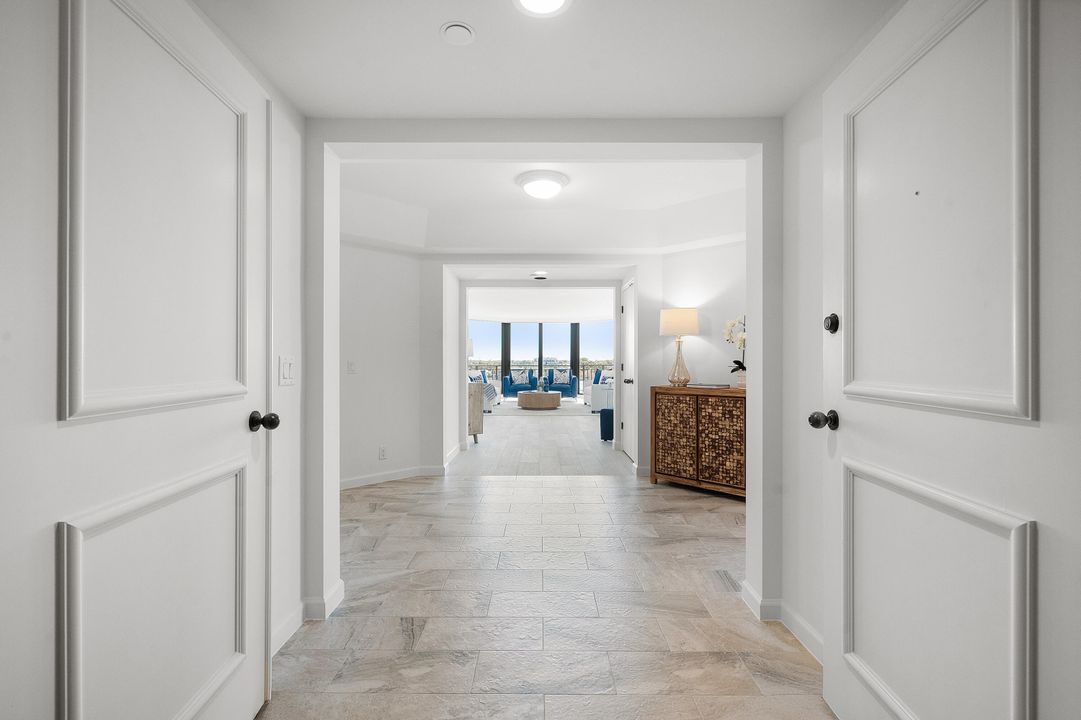 Activo con contrato: $1,949,000 (2 camas, 3 baños, 2676 Pies cuadrados)