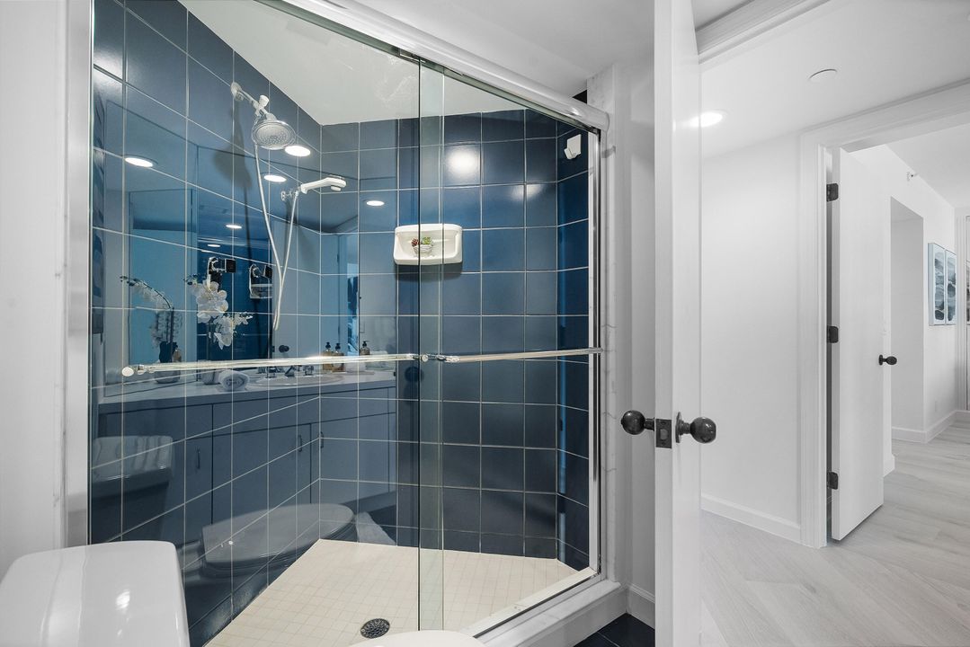 Activo con contrato: $1,949,000 (2 camas, 3 baños, 2676 Pies cuadrados)