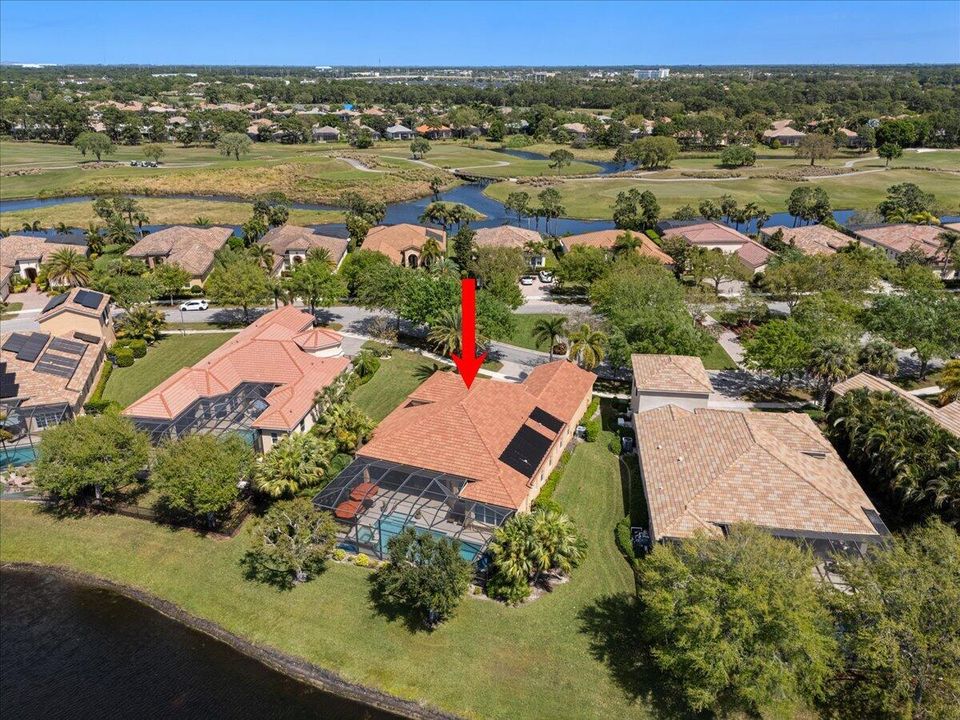 Active With Contract: $699,000 (4 beds, 3 baths, 2806 Square Feet)