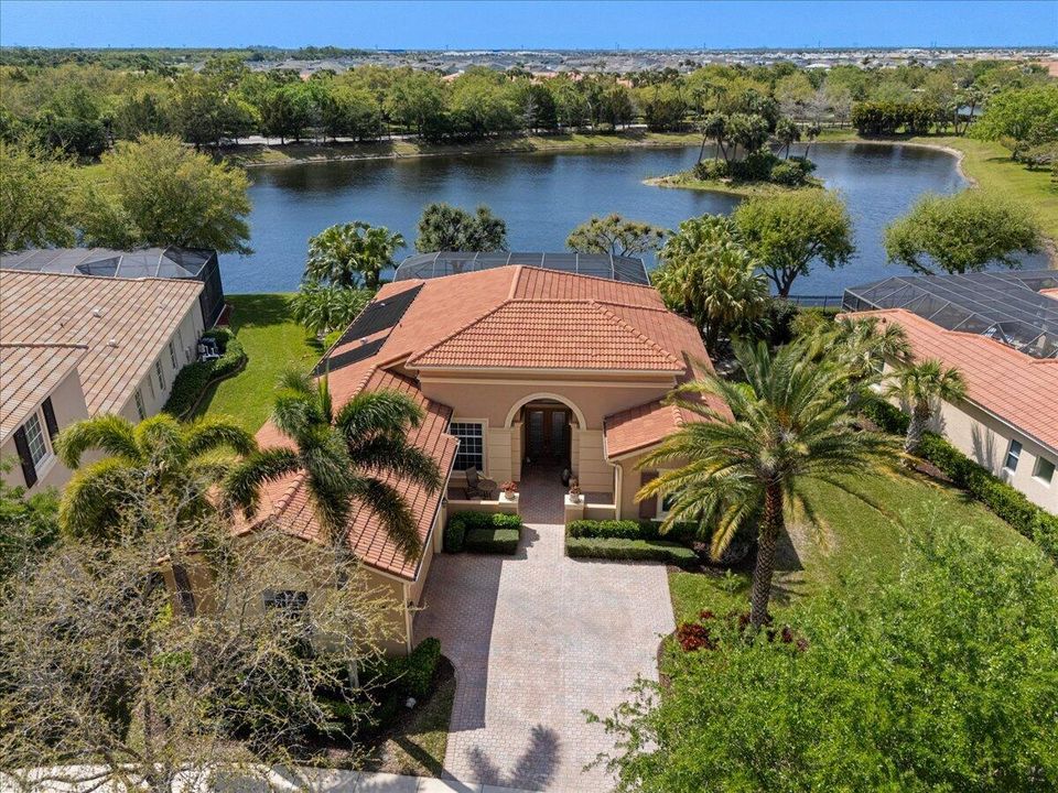 Active With Contract: $699,000 (4 beds, 3 baths, 2806 Square Feet)