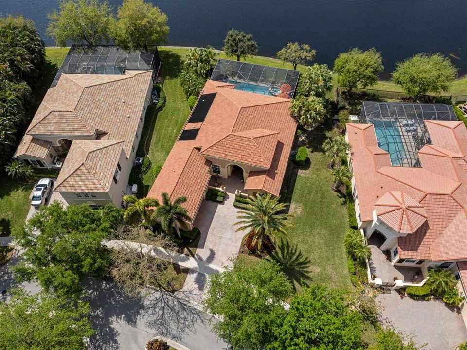 Active With Contract: $699,000 (4 beds, 3 baths, 2806 Square Feet)