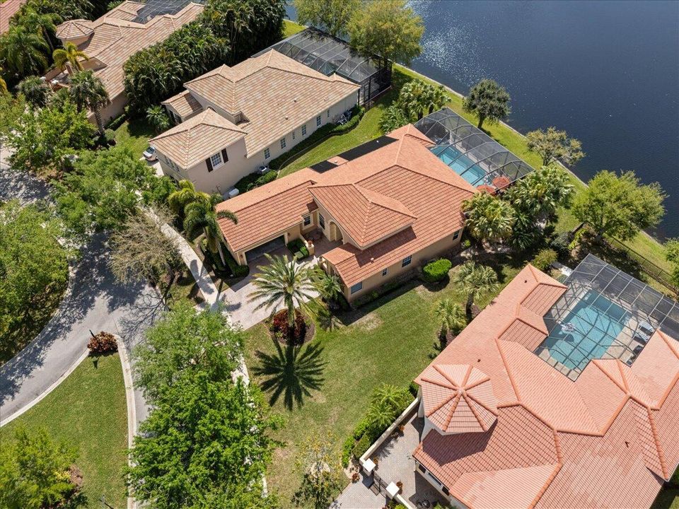 Active With Contract: $699,000 (4 beds, 3 baths, 2806 Square Feet)