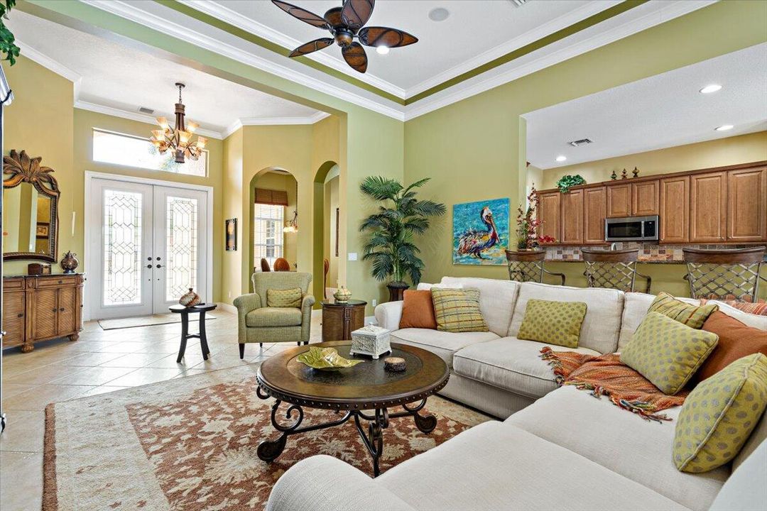 Active With Contract: $699,000 (4 beds, 3 baths, 2806 Square Feet)