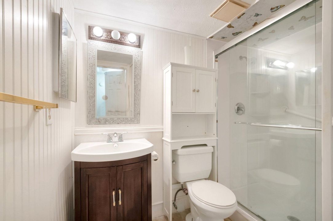 待售: $87,500 (2 贝兹, 2 浴室, 925 平方英尺)