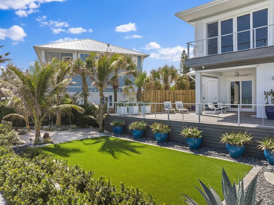 For Sale: $3,995,000 (4 beds, 4 baths, 2822 Square Feet)