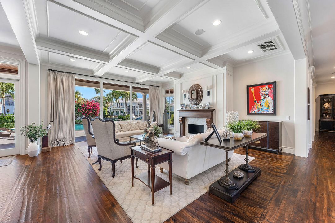 Activo con contrato: $17,500,000 (6 camas, 7 baños, 8870 Pies cuadrados)