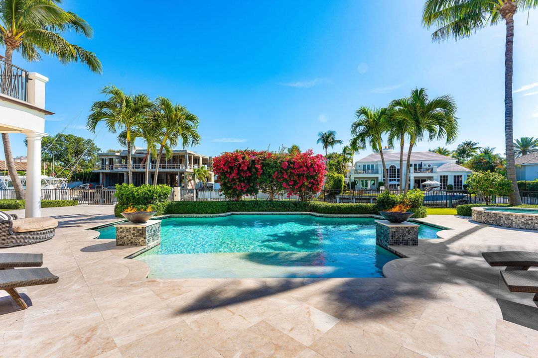 Activo con contrato: $17,500,000 (6 camas, 7 baños, 8870 Pies cuadrados)