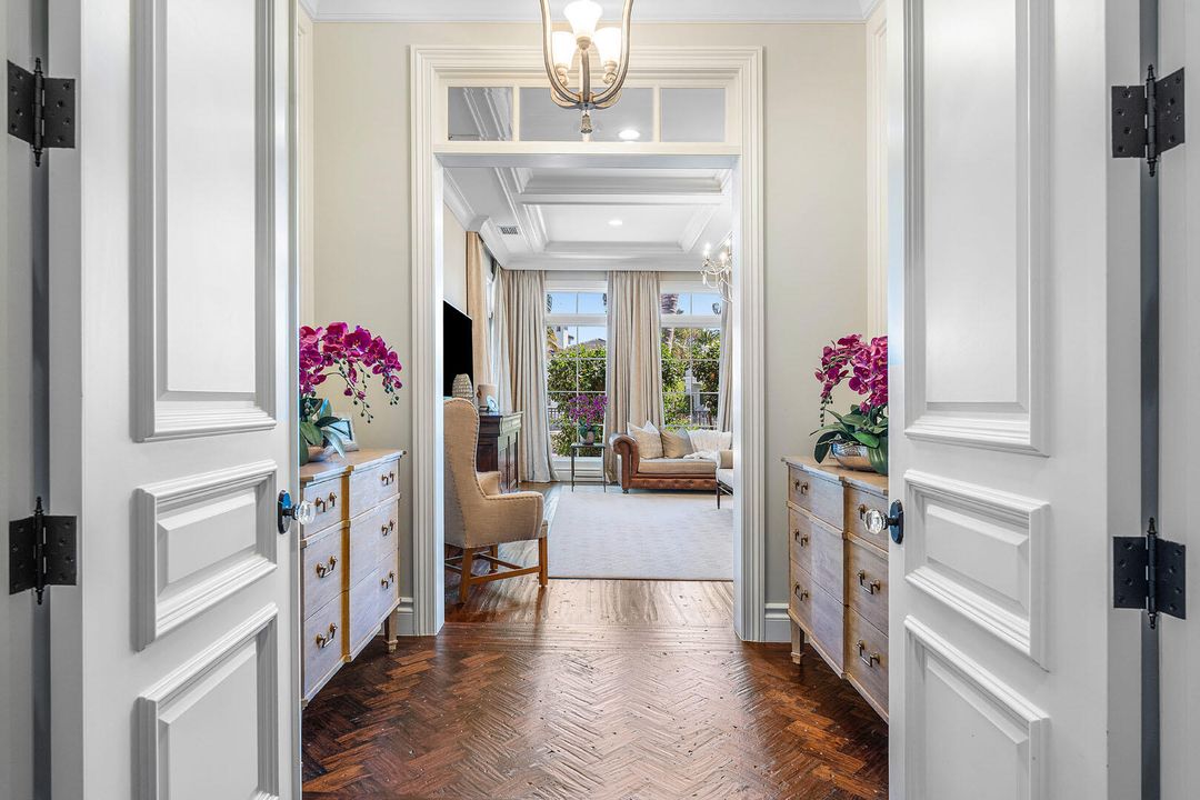 Activo con contrato: $17,500,000 (6 camas, 7 baños, 8870 Pies cuadrados)